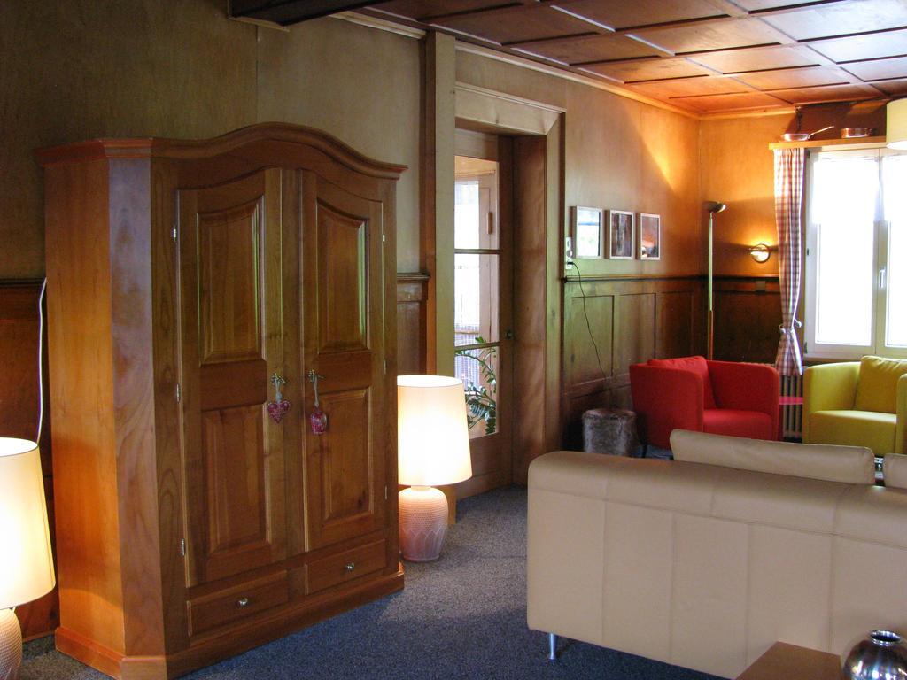 Zimmer & Z'Morgae Schoenenboden Wildhaus Ruang foto